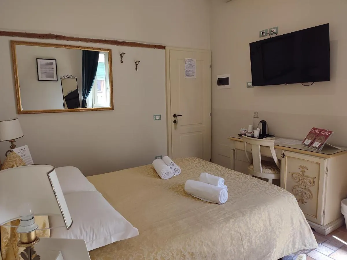 Отель Casa Aurora Равенна 3*,