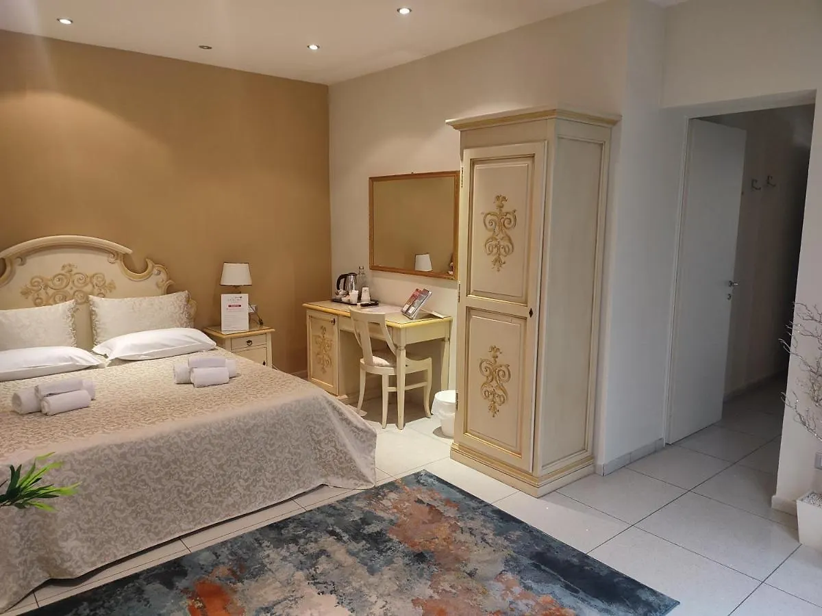 Отель Casa Aurora Равенна 3*,  Италия