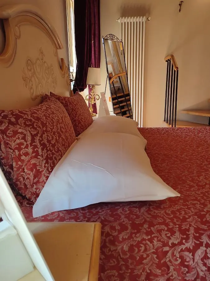 R&B Casa Aurora Bed & Breakfast Ravenna 3*,  Italy